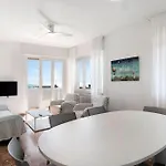 Apartment Fronte Mare - Marina Di *