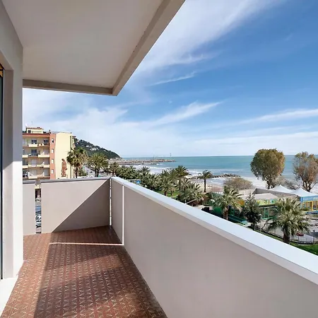 Fronte Mare - Marina Di