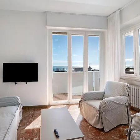 Fronte Mare - Marina Di