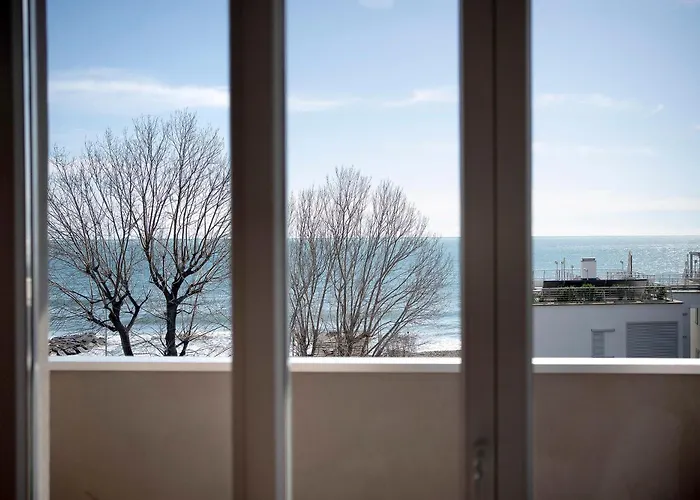 Fronte Mare - Marina Di Marina dʼAndora