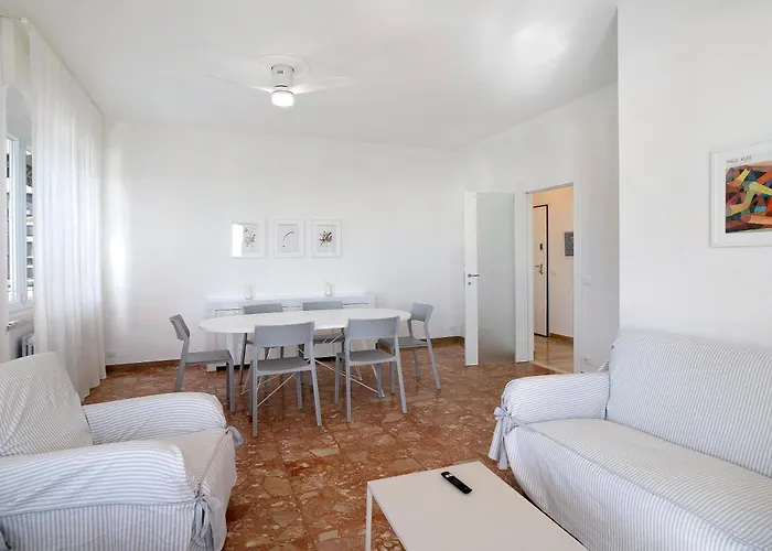 아파트 Fronte Mare - Marina Di *